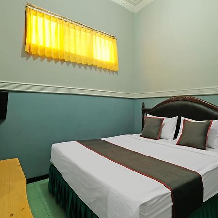 Collection O 91914 Hotel Citra Dewi 2 Int'S Semarang Extérieur photo