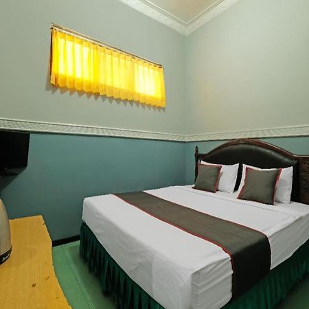 Collection O 91914 Hotel Citra Dewi 2 Int'S Semarang Extérieur photo