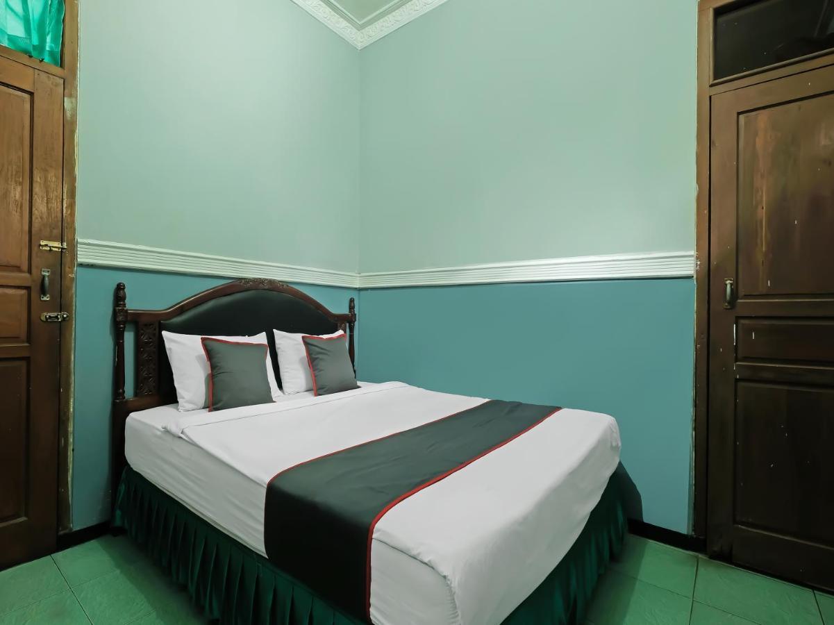 Collection O 91914 Hotel Citra Dewi 2 Int'S Semarang Extérieur photo